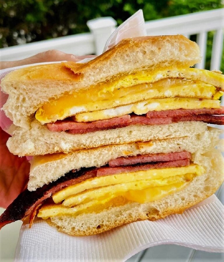 How to Make a Pork Roll, Egg and Cheese Sandwich
