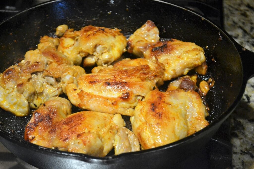 Pan Seared Boneless Chicken Thighs Jersey Girl Cooks pan-seared-boneless-chicken-thighs-jersey-girl-cooks
