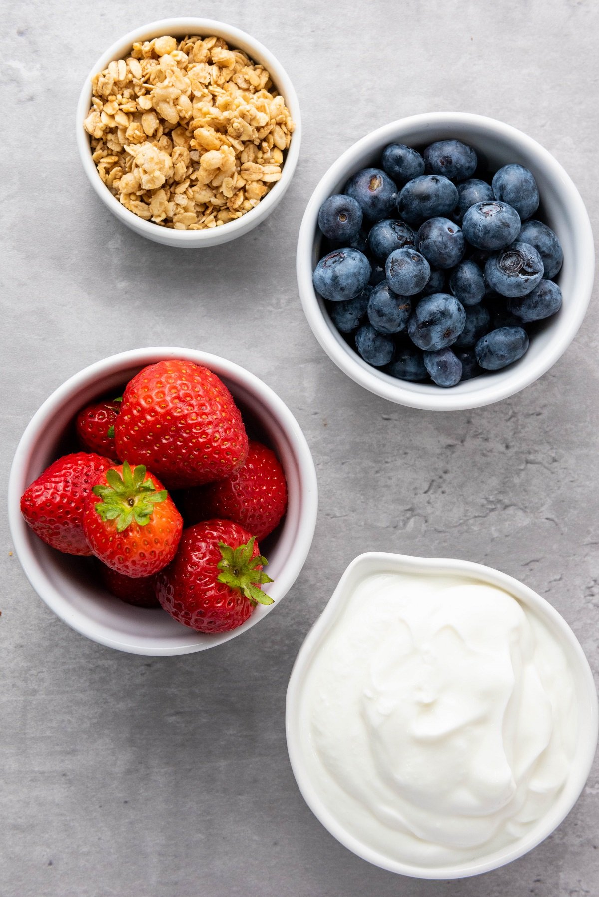 Ingredients needed to make frozen yogurt snack. 