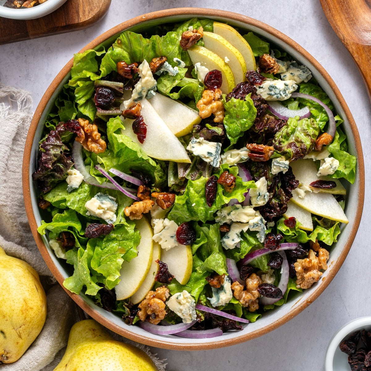 Pear and Gorgonzola Salad