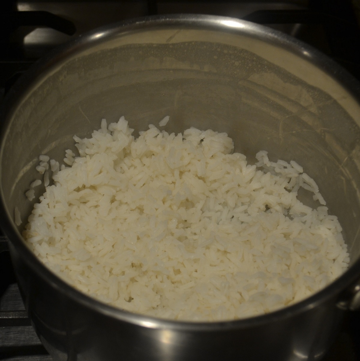 Rice cooked in a sauce pan. 